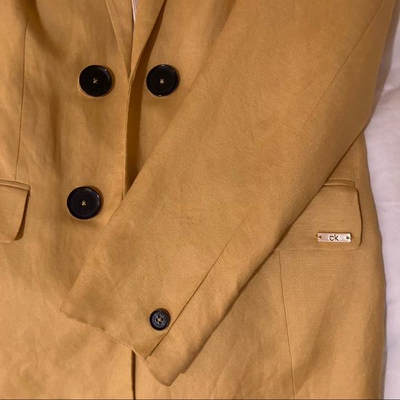 Calvin Klein | Button-Detail Blazer in Mustard yellow - Picture 3 of 4